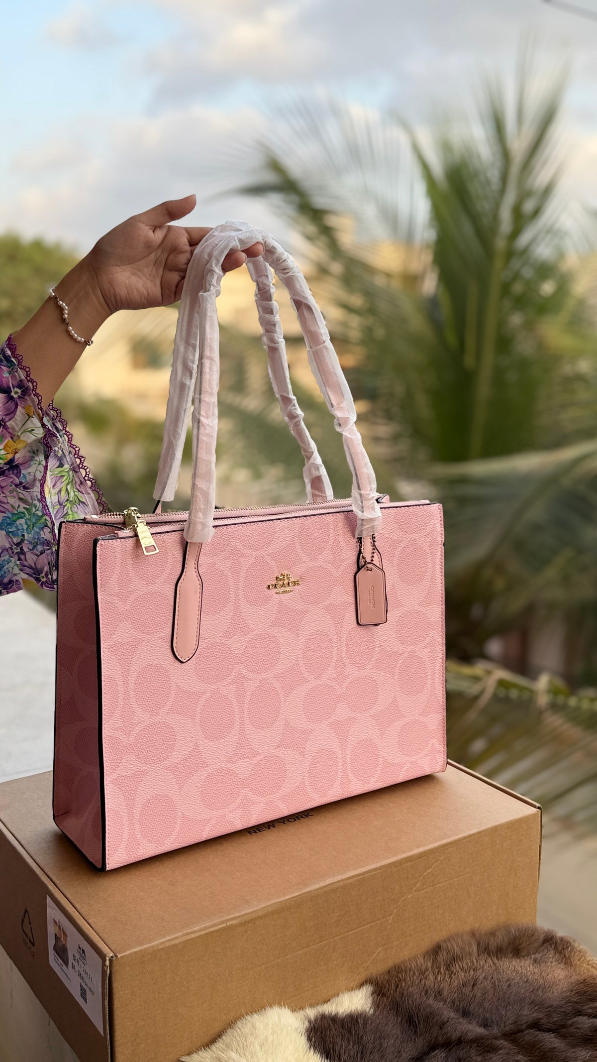 Coach Nina tote Folding Box Packing Master Plus series.