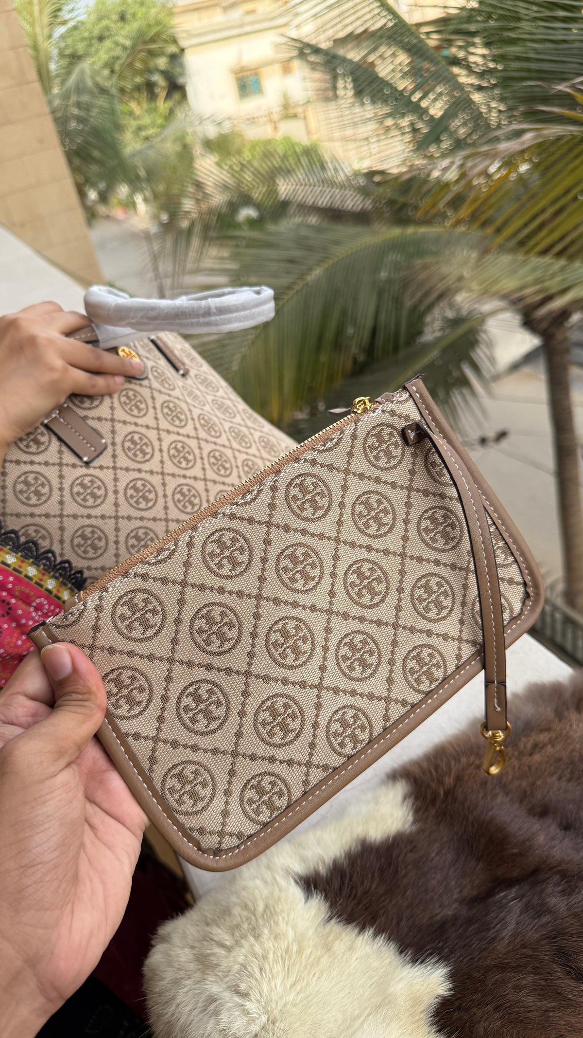 Tory Burch T Monogram Tote-Master Plus Series With Pouch