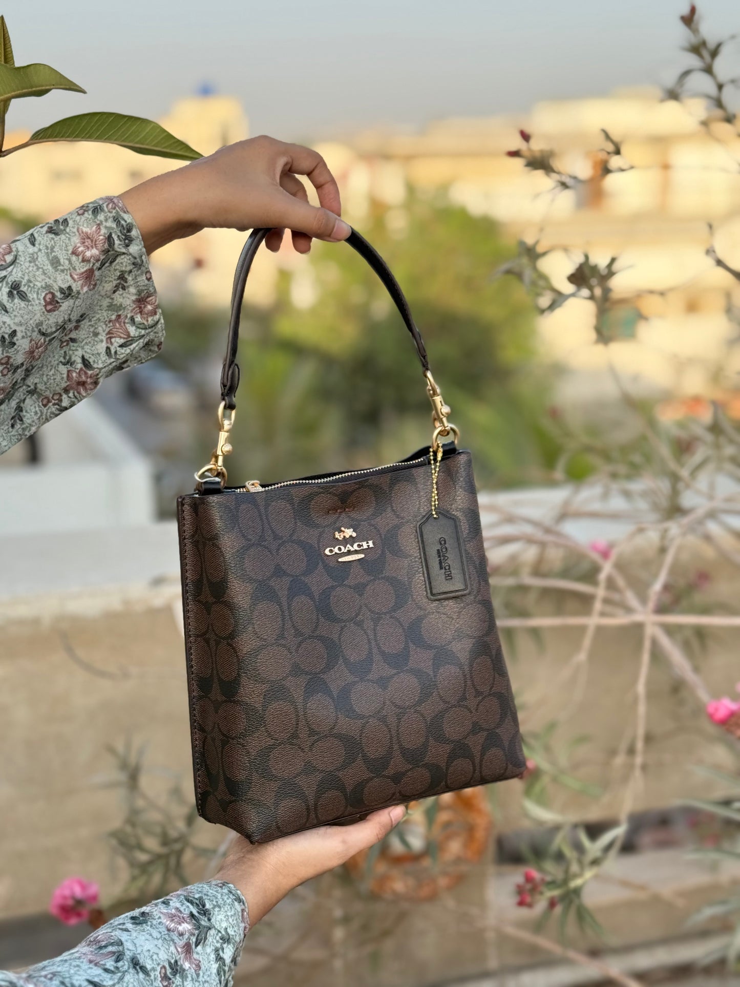 Coach Mollie 22 Bucket Bag Master Plus Series With box