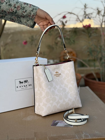 Coach Mollie 22 Bucket Bag Master Plus Series With box