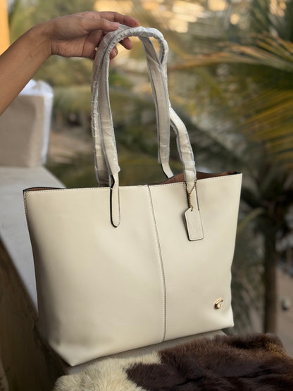 Coach North Tote Bag 32-Master Series