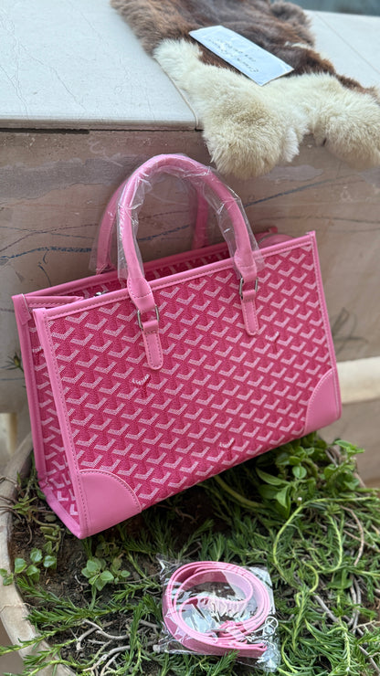 GOYARD Handbag.