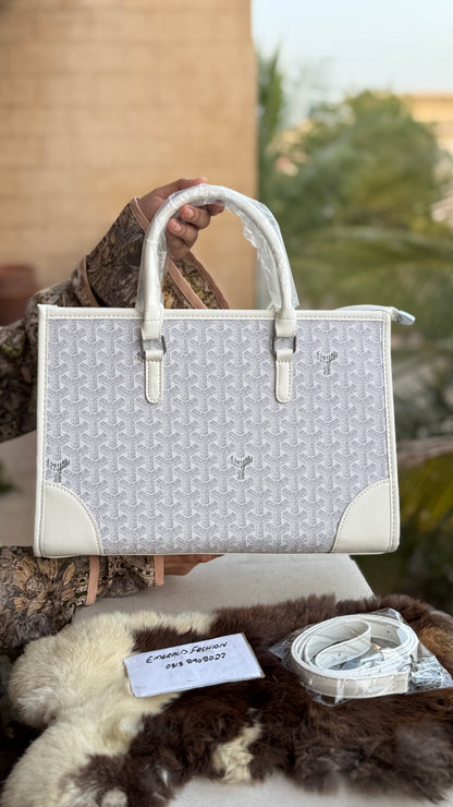 GOYARD Handbag.