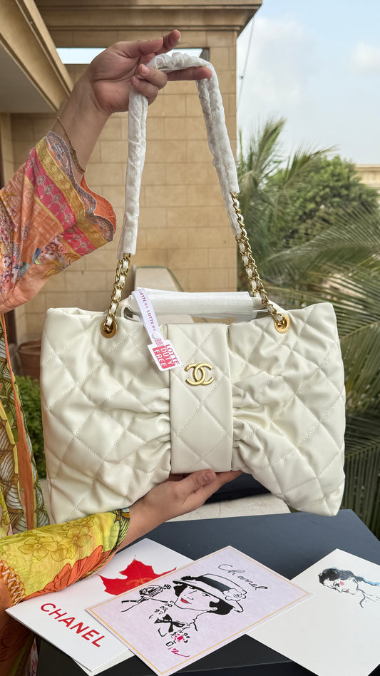 Chanel 25K Butterfly Bag-AAA-Box,Cards,Pictures etc