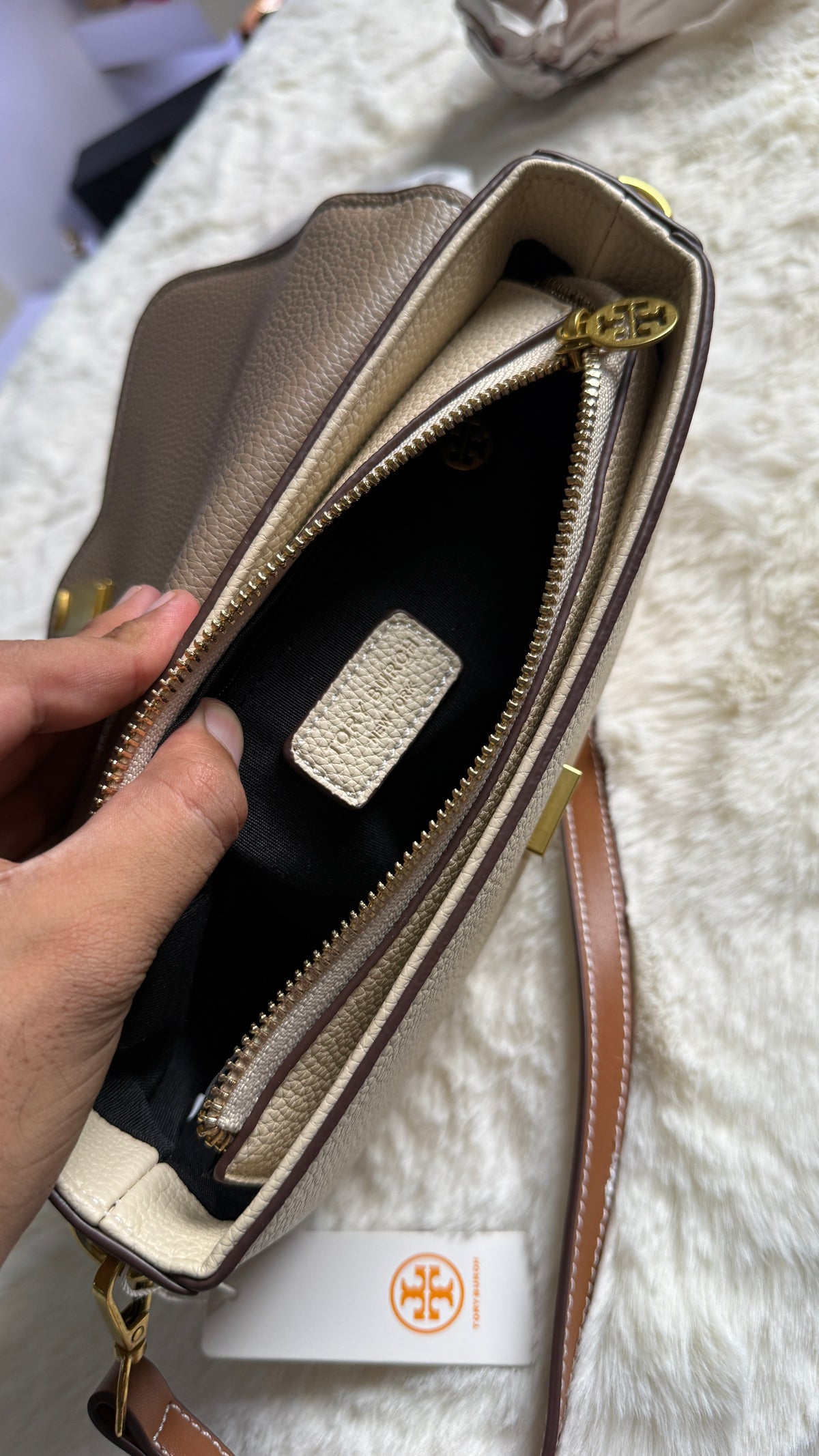 Tory burch Felix Flap Convertible-Master Series-Box Packaging