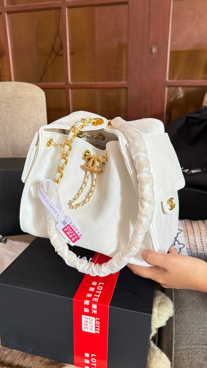 Chanel 25 small quilted hobo bag-AAA Series-Folding box Packaging.