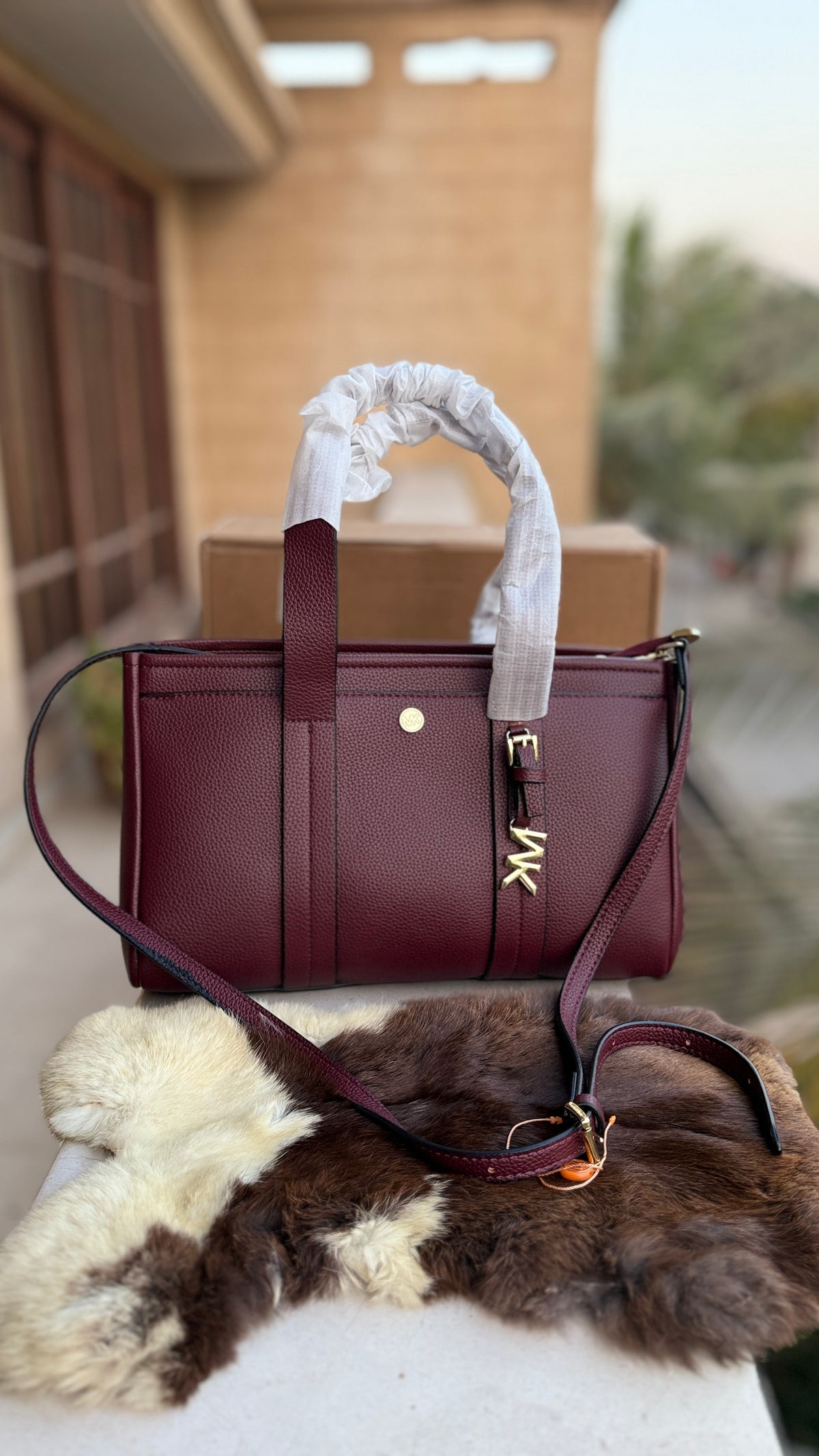 Michael Kors Romee Satchel-Master Plus Series-Folding Box