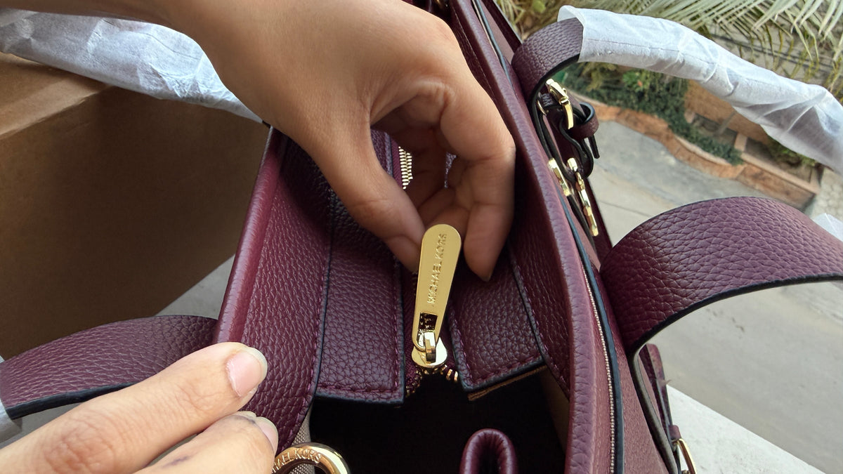 Michael Kors Romee Satchel-Master Plus Series-Folding Box