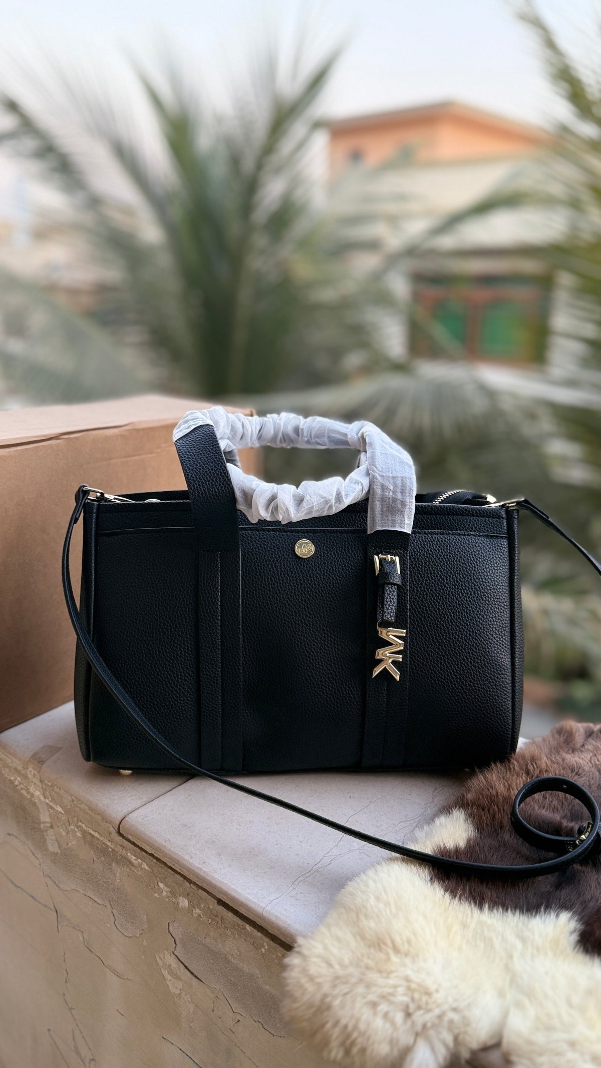 Michael Kors Romee Satchel-Master Plus Series-Folding Box