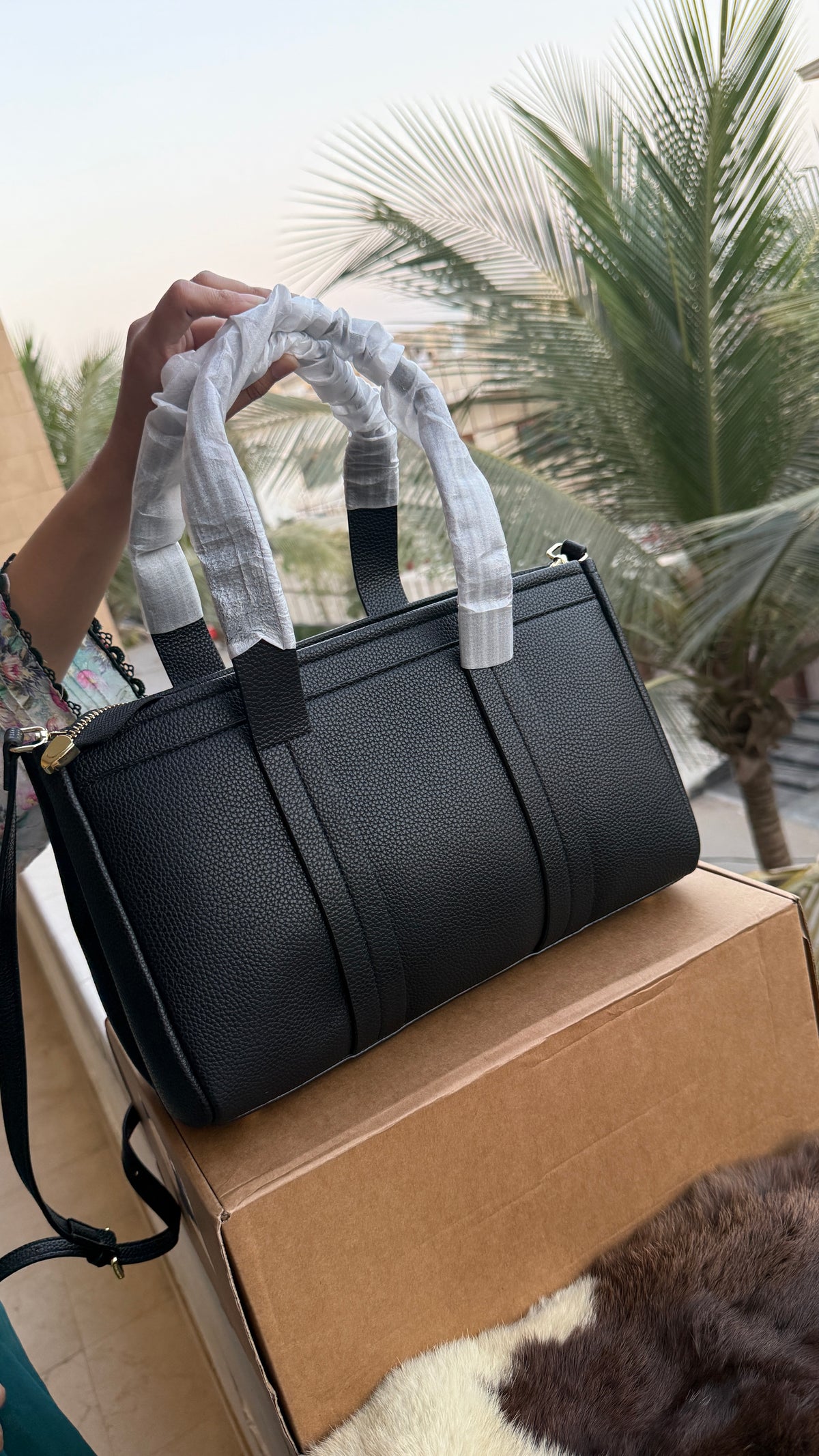 Michael Kors Romee Satchel-Master Plus Series-Folding Box