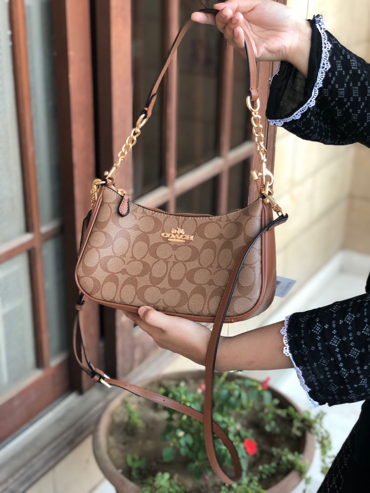 Coach Teri Hobo Bag ( Master Series ) With Box Packaging
