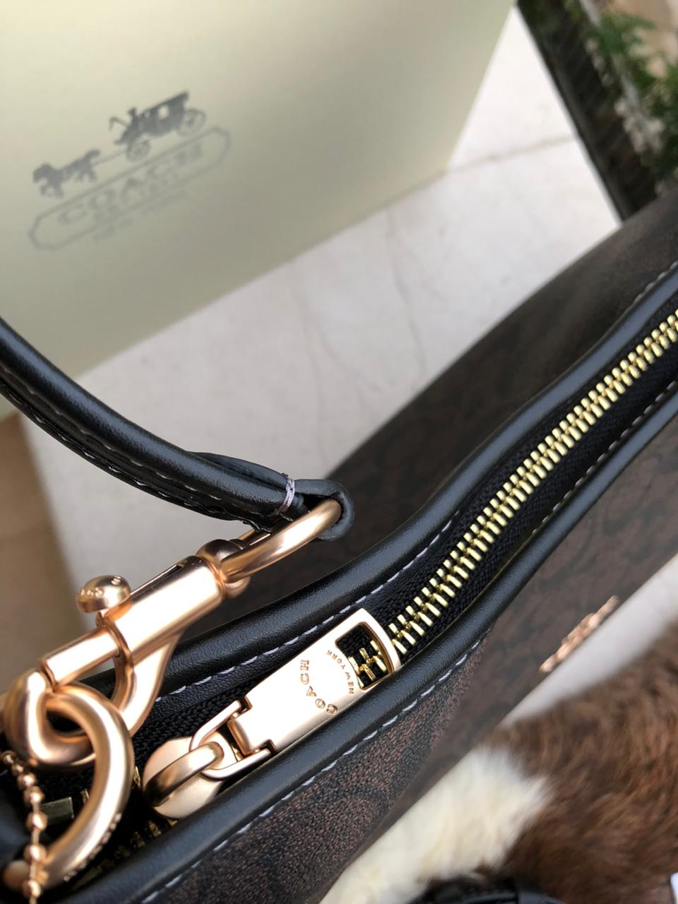 Coach Laurel With Folding BOX Shoulder bag