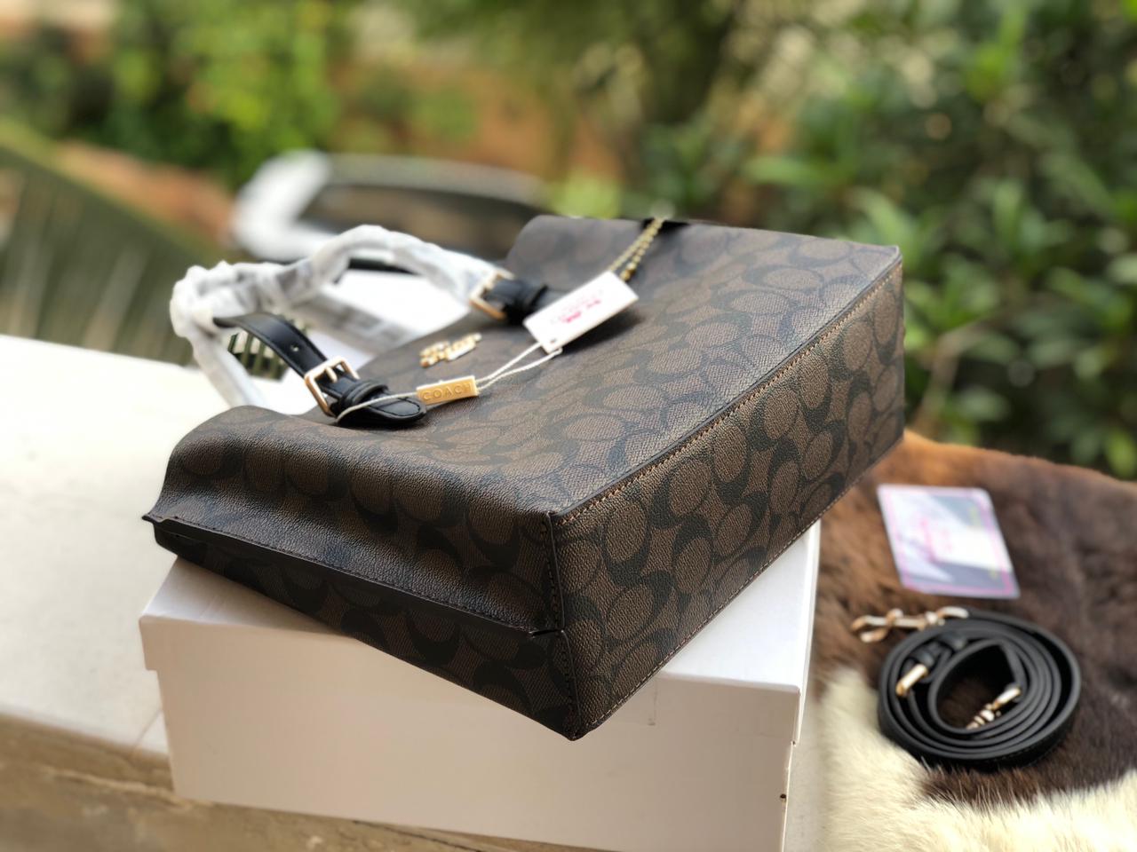 Coach MOLLIE 25 Tote Bag-With Box-Master Plus Series.